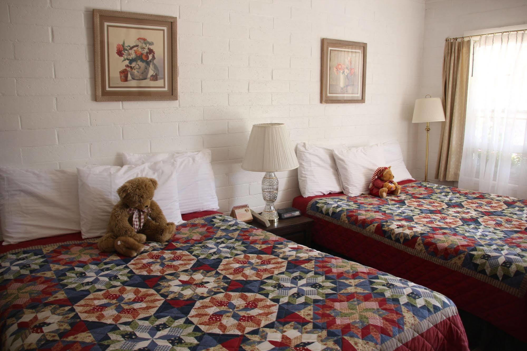 Black Bear Inn Dubois Ngoại thất bức ảnh